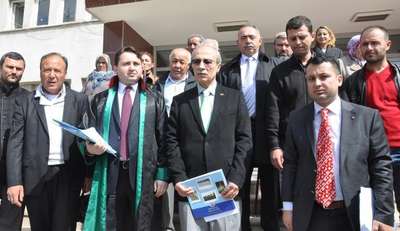 Erdoğan'a hakaretten cezası ertelenen şehit babası, kına davasından beraat etti