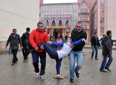 Van'da güvenlik kamerası gerginliği: 3 öğrenci yaralı