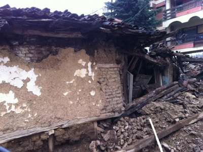 Restore edilmeyen, Osmanlı'dan kalma ev çöktü