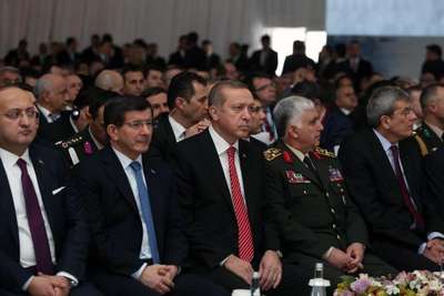 Başbakan Davutoğlu : ASELSAN'ın 40. yılında, radar ve elektronik harp teknoloji merkezinin kuruluşu tarihi adımdır