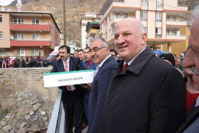 Sular altında kalacak Yusufeli’nde tepki mitingi