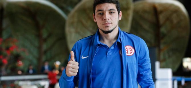 'Benim değil, Fethi abinin heykeli dikilmeli'
