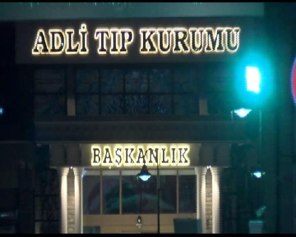 Açığa alınan polis adliyede intihar etti