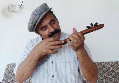 3 telli bağlama ustası Yörük kültürünü sürdürüyor