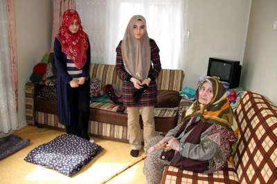Yaşlıların umudu oldular