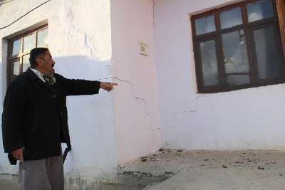Önce güvenlik, sonra yıkılan konutlar göç ettirdi