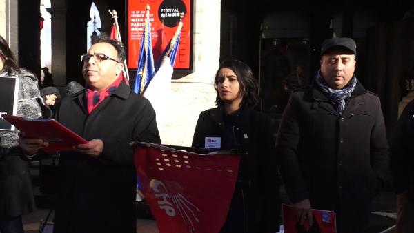 CHP Lyon Birliği'nden teröre ve başkanlık sistemine karşı gösteri