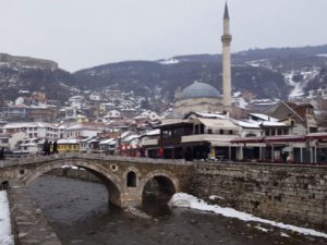 Vatandaşlıktan çıkmak için kuyruğa girdiler