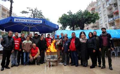 MERSİN'DE İŞTEN ATILAN İŞÇİLERİN DİRENİŞİ