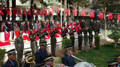 Gaziantep’te, şehitler törenle anıldı