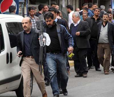 Şanlıurfa'da amca çocukları arasında tüfekli kavga: 6 yaralı