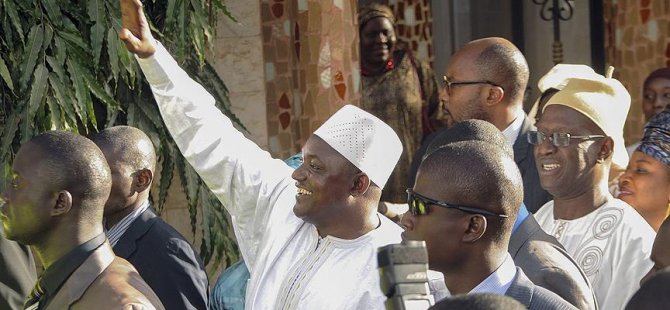 Senegal ordusu Gambiya'ya girdi
