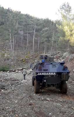 Amanoslar'da 90 kilo patlayıcı ele geçirildi