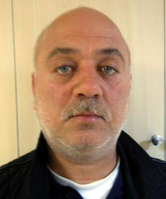 Gözaltında kalbinden rahatsızlanınca hastaneye kaldırıldı