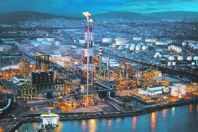 Tüpraş'tan, Fuel Oil Dönüşüm Tesisi'ndeki baca ateşi açıklaması