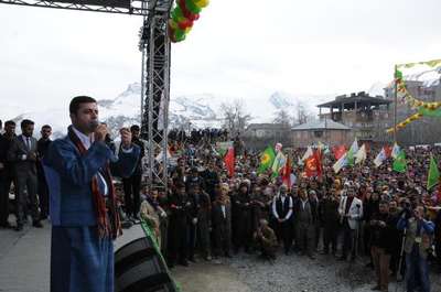 HDP Genel Başkanı Demirtaş'dan Cumhurbaşkanı'na: 'Allah bizi ve halkımızı senin gibilerinin eline düşürmesin'