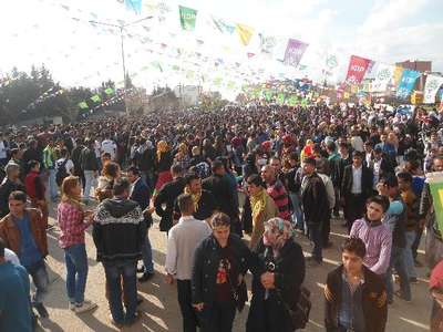 Viranşehir ve Kahta'da nevruz kutlaması