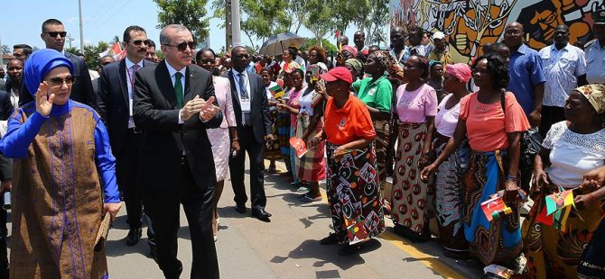 Afrika'da 23 ülkeyi ziyaret eden tek lider