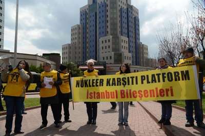Nükleer Santraller Zirvesi protesto edildi