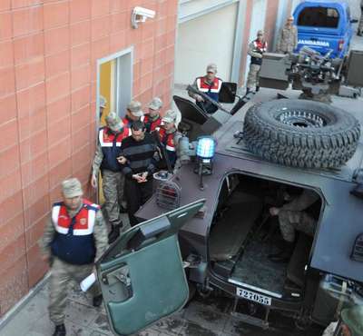 Boğazları kesilerek öldürülen anne ile oğulu toprağa verildi (3)