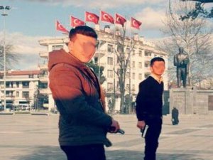 Silahlı gençleden 'hayır'cılara tehdit