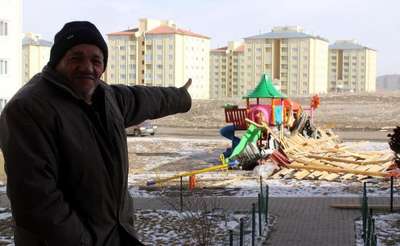 TİPİ VE ÇIĞ YÜZÜNDEN ERZURUM'DA ULAŞIM DURDU (2)