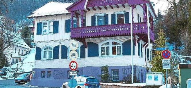 Ayrı ayrı toprağa verildiler
