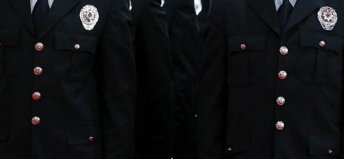 Yaklaşık 10 bin polis açığa alındı