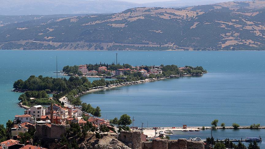 Rodos'a kaçan 17 Türk, siyasi sığınma talep etti