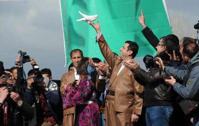 Van'da nevruz kutlamasında olay çıktı(2)