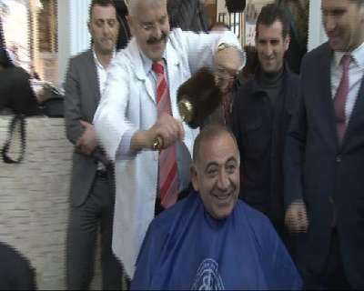 Gürsel Tekin'e "büyük fırça"