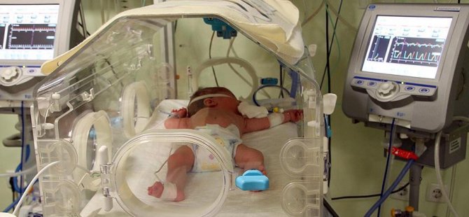 Bebekleri karıştıran hastaneye 90 bin avro ceza