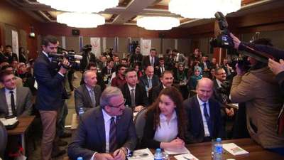 Müezzinoğlu: Griple ilgili olağanüstü bir paniğe gerek yok (3)