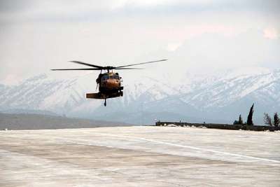 Askeri helikopter 80 yaşındaki kadın için havalandı