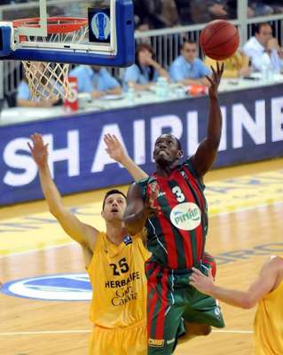 İspanyol basket takımını tehditten gözaltına alındı