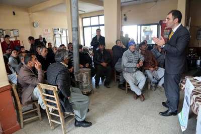 Köylülere kahvede 'tüketici hakları' eğitimi