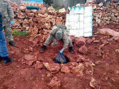 Diyarbakır'da 102 kilo esrar ele geçirildi