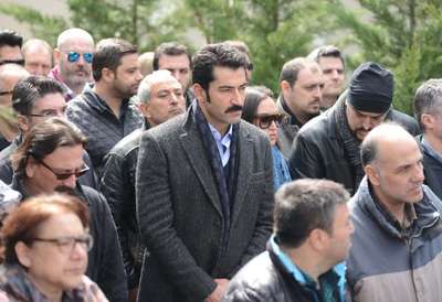 Kansere yenik düşen Sertaç Boztepe'nin cenazesine çok sayıda ünlü isim katıldı