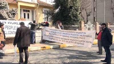 Tacikistan Başkonsolosluğu önünde Kuvatov protestosu