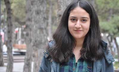 Liseli Asena, Mehmet Akif Ersoy'dan esinlenip şiir ödülü parayı almadı