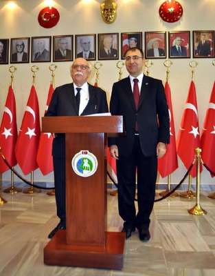 Vali Toprak'tan Fuar İzmir açılışındaki tepkiye cevap