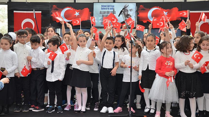 Çanakkale şehitleri Fransa'da anıldı