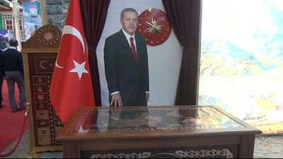 Rize Tanıtım Günleri'nde Erdoğan maketine ilgi