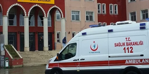 Lise öğrencisi genç arkadaşını öldürdü