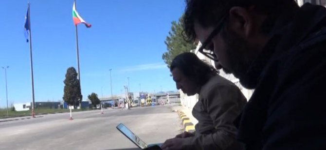 Türk gazetecilerin ülkeye girişi yasaklandı