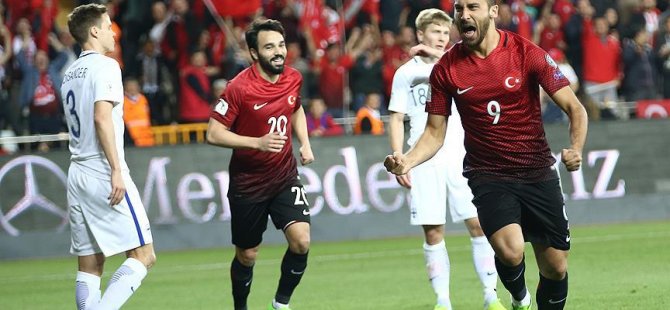 Türkiye, Finlandiya'yı iki golle geçti