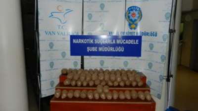 Van'da 29 kilo eroin, 25 kilo esrar ele geçirildi