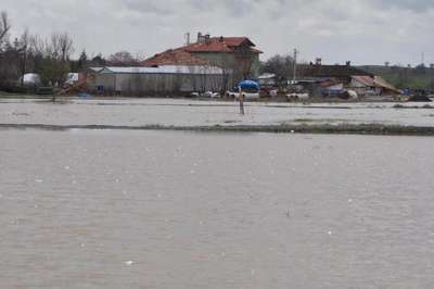 Uşak'ta sel sonrası hasar tespit çalışması
