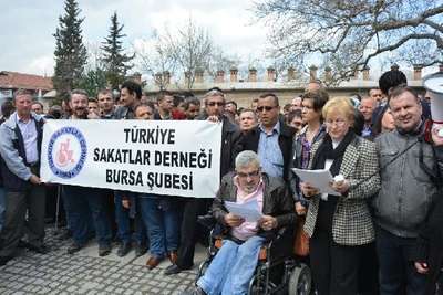 Engelliler'den, ücretsiz ulaşım eylemi