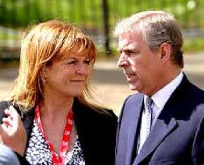 YORK DÜŞESİ SARAH FERGUSON, ESKİ EŞİ PRENS ANDREW’U SAVUNDU